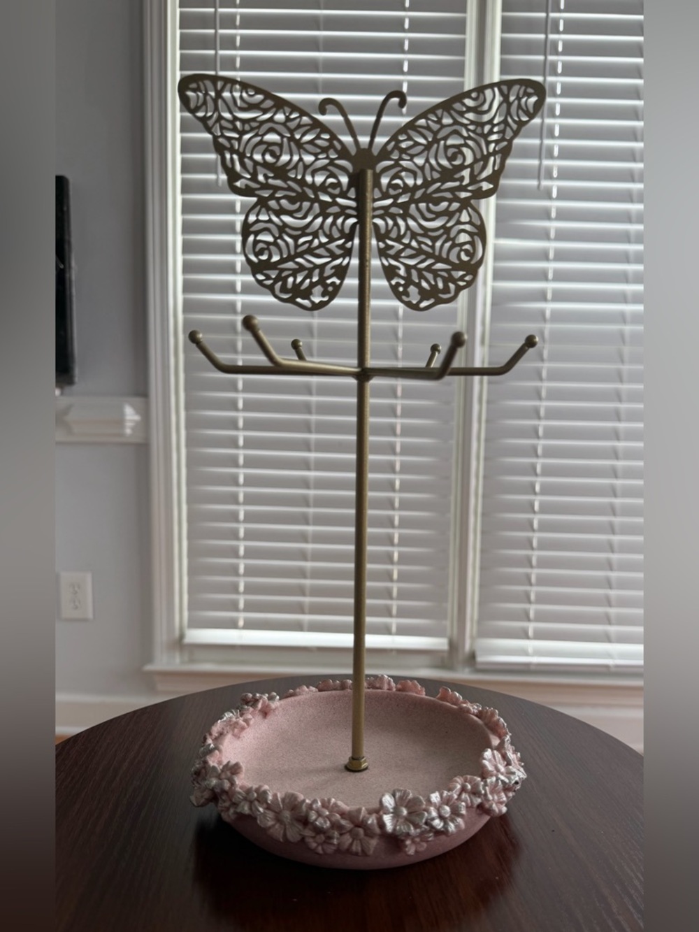 Decorative Beautiful Gold Butterfly Jewelry Org Stand with Pink Floral Base! 🩷